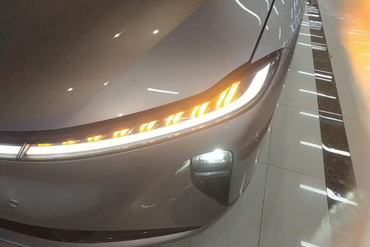 Used CHANGAN NEVO A07 2025 All-Electric "True Fragrance" Edition 710-Mile Long-Range Version Left Front Headlight