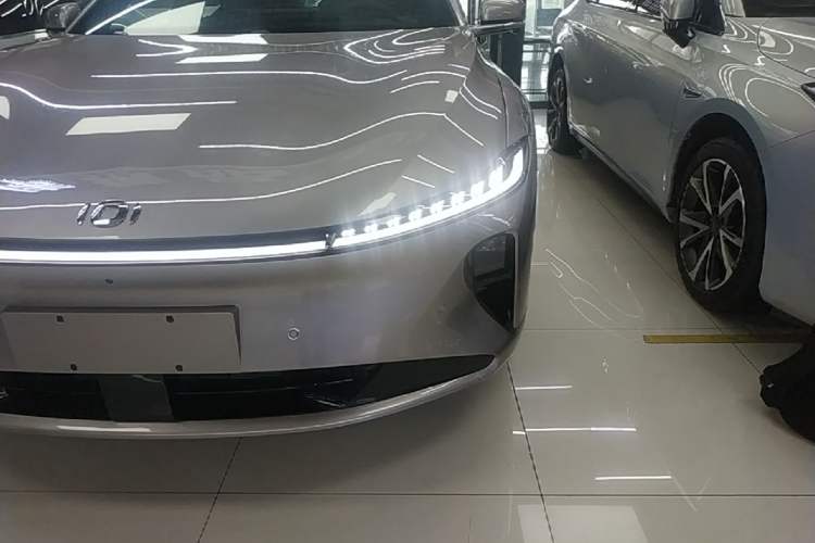 Used CHANGAN NEVO A07 2025 All-Electric "True Fragrance" Edition 710-Mile Long-Range Version Left Front Headlight