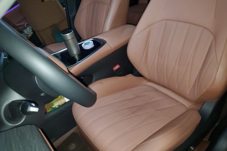 Used CHANGAN NEVO A07 2025 Blue Whale Pure Electric 710 Flagship Model Left Front Seat