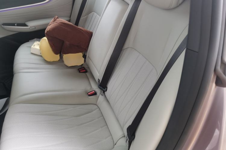 Used CHANGAN NEVO A07 2025 All-Electric "True Fragrance" Edition 710-Mile Long-Range Version Left Rear Seat
