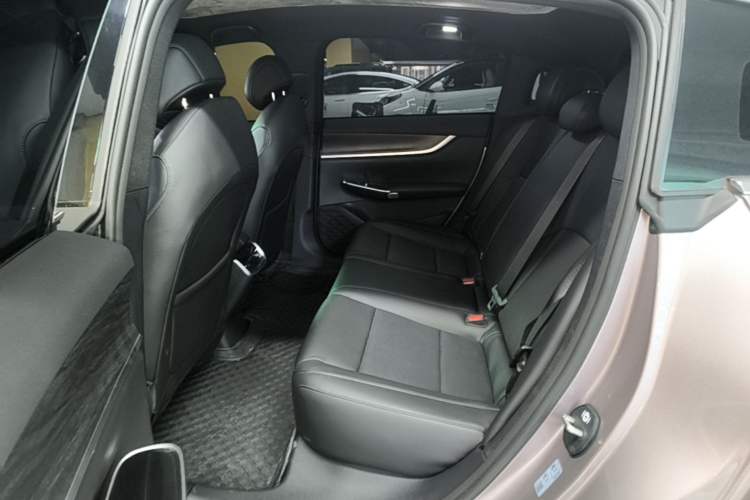 Used CHANGAN NEVO A07 2025 Blue Whale Range-Extending Model 140 Elite Version Left Rear Seat