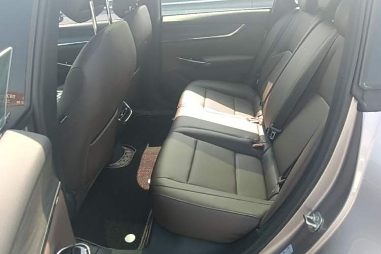 Used CHANGAN NEVO A07 2025 Blue Whale Range-Extending Model 140 Elite Version Left Rear Seat