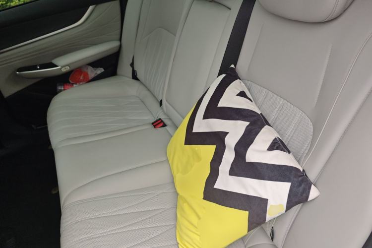 Used CHANGAN NEVO A07 2025 Range-Extended "True Fragrant" Edition 230 Flagship Model Left Rear Seat