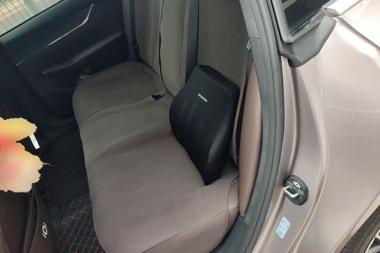 Used CHANGAN NEVO A07 2025 All-Electric "True Fragrance" Edition 710-Mile Long-Range Version Left Rear Seat