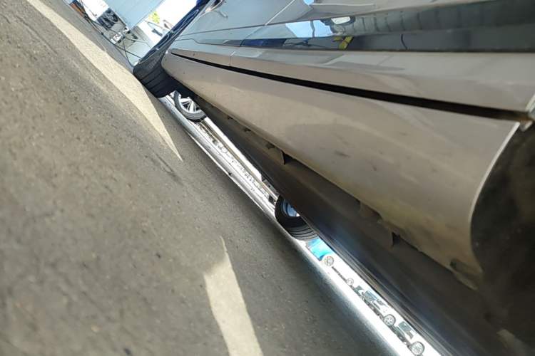 Used CHANGAN NEVO A07 2025 Blue Whale Pure Electric 710 Flagship Model Left Side Sill