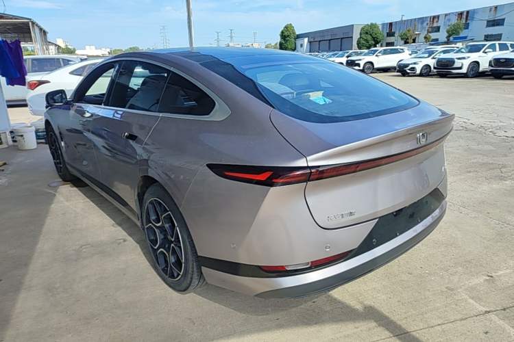 Used CHANGAN NEVO A07 2025 Blue Whale Pure Electric 710 Flagship Model Rear Left 45 Deg