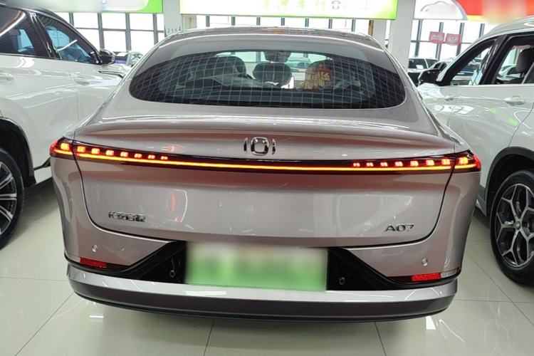 Used CHANGAN NEVO A07 2025 All-Electric "True Fragrance" Edition 710-Mile Long-Range Version Rear