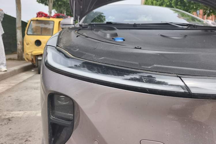 Used CHANGAN NEVO A07 2025 All-Electric "True Fragrance" Edition 710-Mile Long-Range Version Right Front Headlight