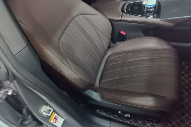 Used CHANGAN NEVO A07 2025 Blue Whale Pure Electric 625 Flagship Model Right Front Seat