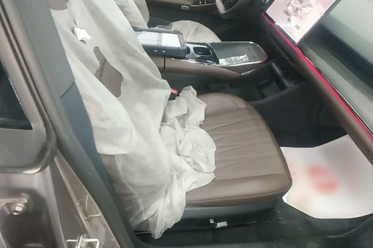 Used CHANGAN NEVO A07 2025 All-Electric "True Fragrance" Edition 710-Mile Long-Range Version Right Front Seat