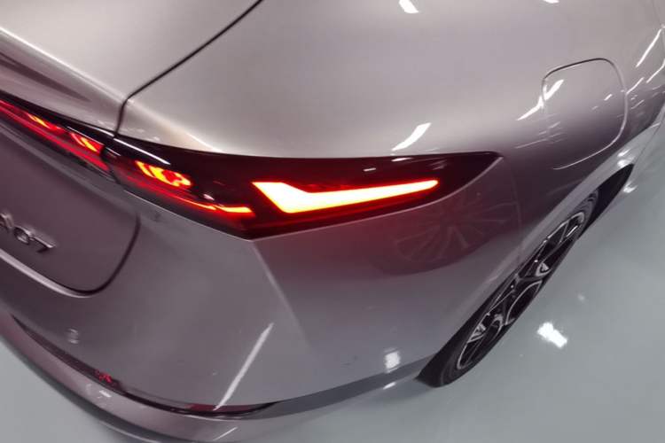 Used CHANGAN NEVO A07 2025 Blue Whale Pure Electric 625 Flagship Model Right Rear Taillight