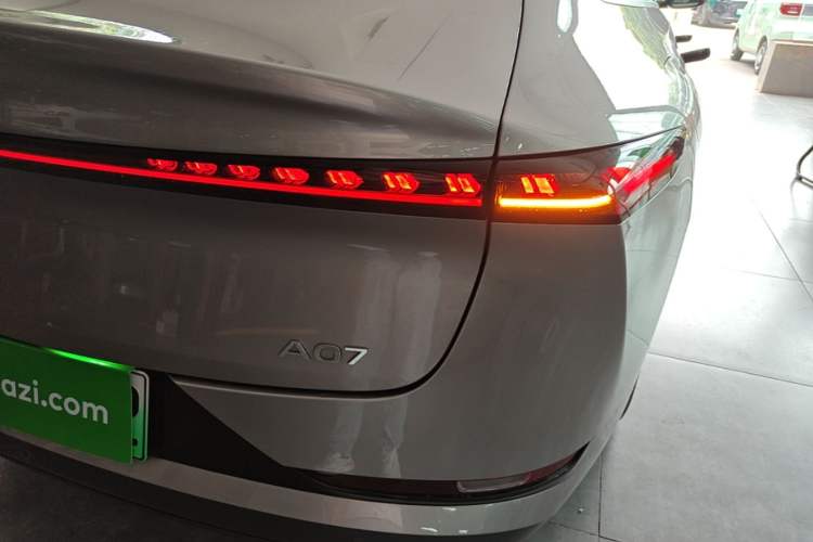 Used CHANGAN NEVO A07 2025 Blue Whale All-Electric 515 Collection Model Right Rear Taillight