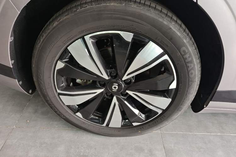 Used CHANGAN NEVO A07 2025 Blue Whale All-Electric 515 Collection Model Right Rear Wheel Hub