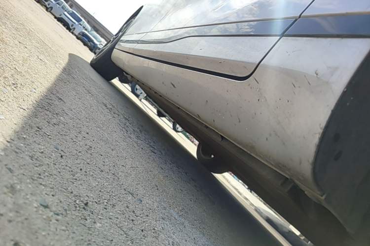 Used CHANGAN NEVO A07 2025 Blue Whale Pure Electric 710 Flagship Model Right Side Sill