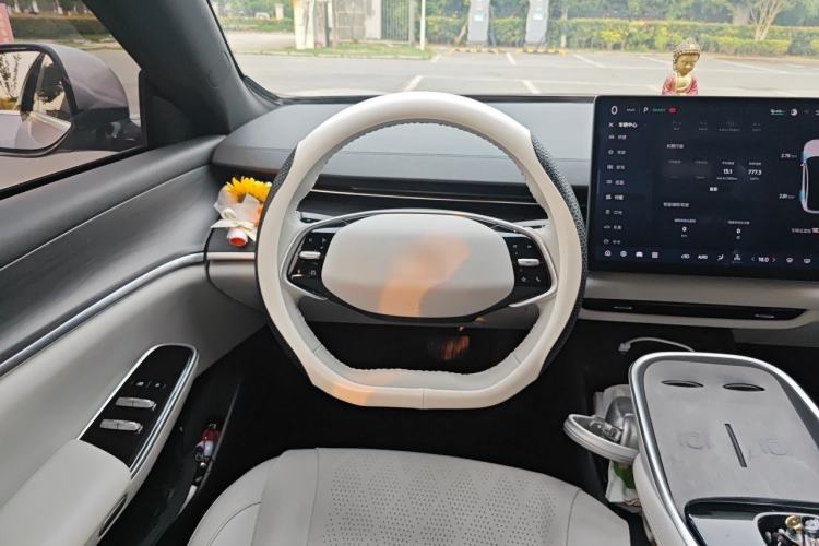 Used CHANGAN NEVO A07 2025 All-Electric "Real Bargain" 525 Luxury Model Steering Wheel