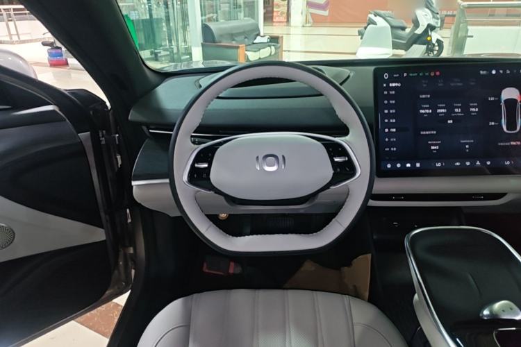 Used CHANGAN NEVO A07 2025 Blue Whale Pure Electric 625 Flagship Model Steering Wheel
