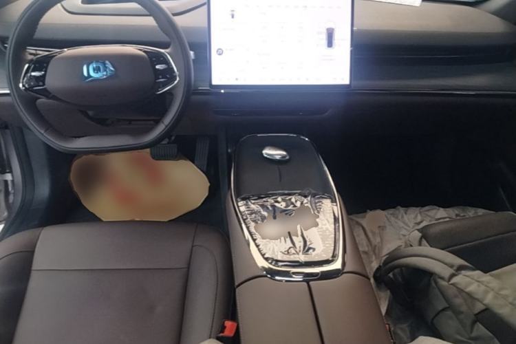 Used CHANGAN NEVO A07 2025 Range-Extended "Truly Delicious" 140 Elite Version Center Console