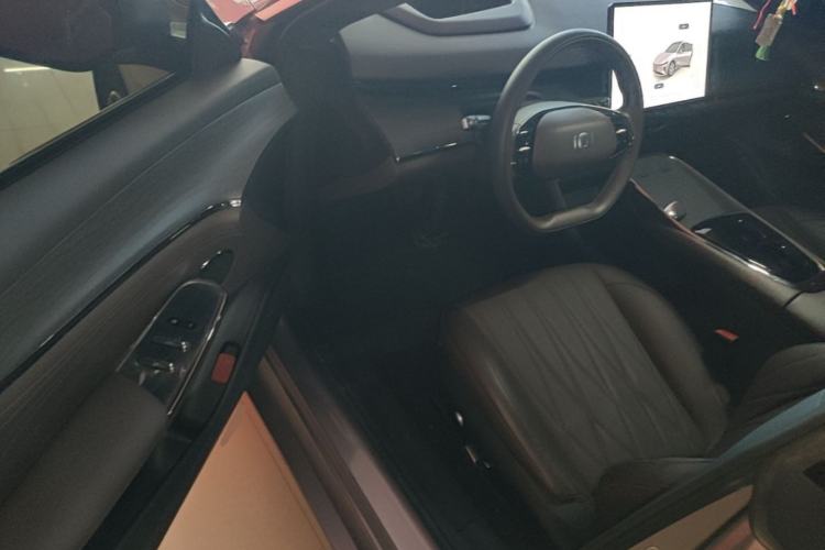 Used CHANGAN NEVO A07 2025 All-Electric "True Fragrance" Edition 710-Mile Long-Range Version Driver Seat