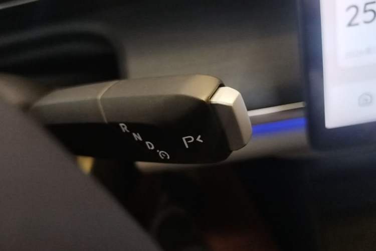 Used CHANGAN NEVO A07 2025 Range-Extended "True Fragrant" Edition 230 Premium Version Gear Lever