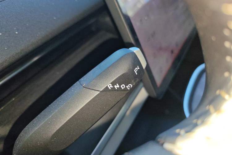 Used CHANGAN NEVO A07 2025 Range-Extended "True Fragrant" Edition 230 Luxury Version Gear Lever