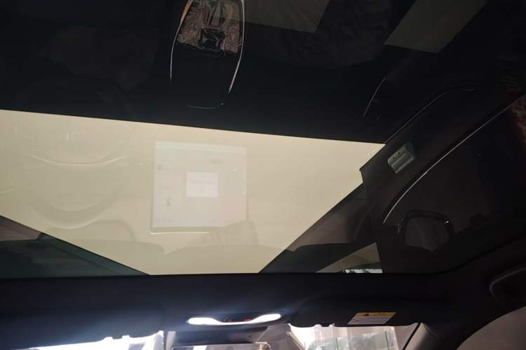 Used CHANGAN NEVO A07 2025 Blue Whale Range-Extending Model 140 Elite Version Headliner