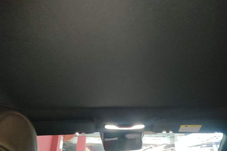 Used CHANGAN NEVO A07 2025 All-Electric "True Fragrance" Edition 710-Mile Long-Range Version Headliner