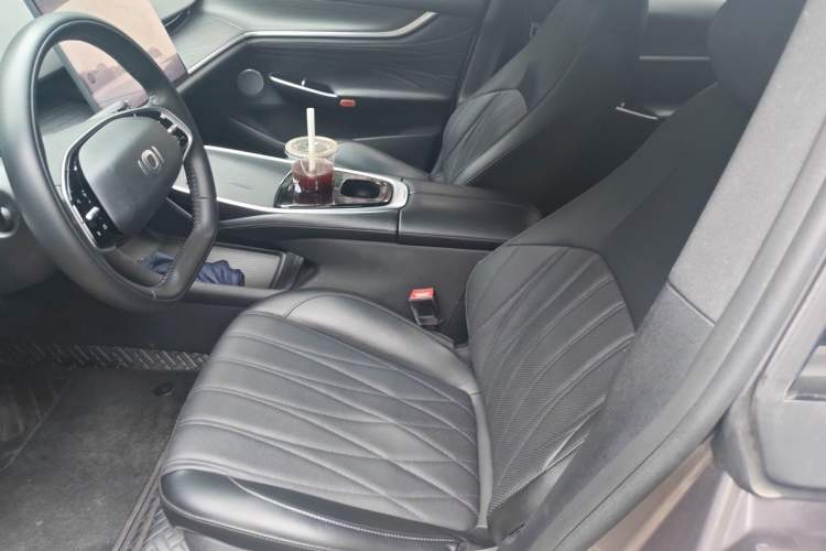 Used CHANGAN NEVO A07 2025 All-Electric "True Fragrance" Edition 710-Mile Long-Range Version Left Front Seat