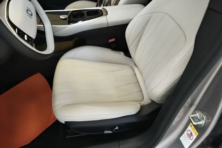 Used CHANGAN NEVO A07 2025 Range-Extended "True Fragrant" Edition 230 Premium Version Left Front Seat