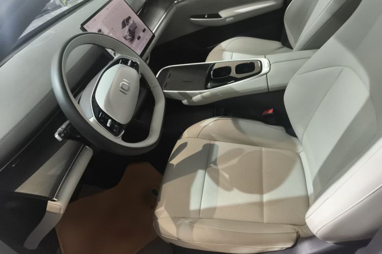 Used CHANGAN NEVO A07 2025 Range-Extended "True Fragrant" Edition 230 Luxury Version Left Front Seat