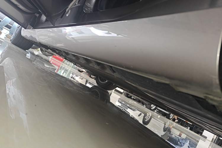Used CHANGAN NEVO A07 2025 Blue Whale Range-Extending Model 140 Elite Version Left Side Sill