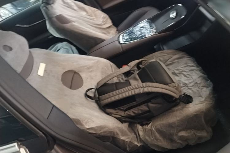 Used CHANGAN NEVO A07 2025 Range-Extended "Truly Delicious" 140 Elite Version Right Front Seat