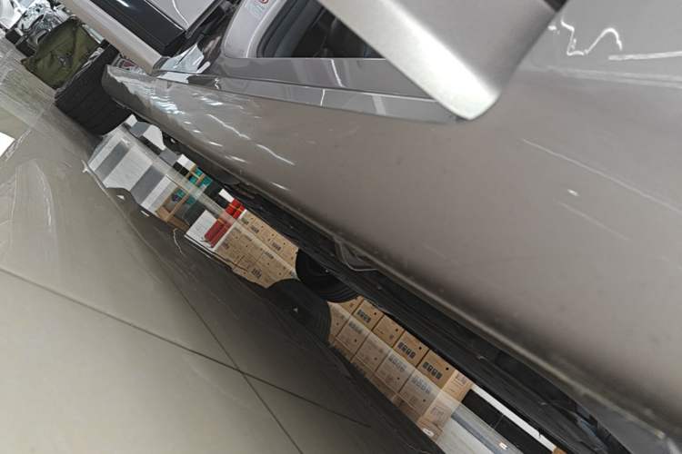 Used CHANGAN NEVO A07 2025 Blue Whale Range-Extending Model 140 Elite Version Right Side Sill
