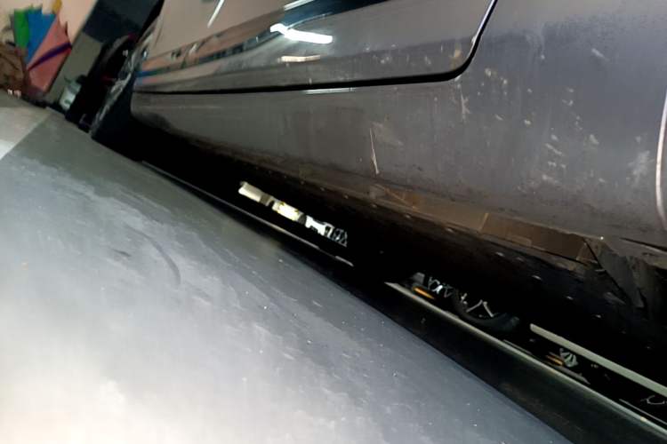 Used CHANGAN NEVO A07 2025 Blue Whale Pure Electric Version 525 Luxury Model Right Side Sill