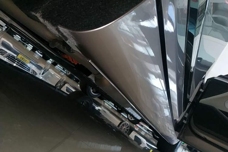 Used CHANGAN NEVO A07 2025 Range-Extended "True Fragrant" Edition 230 Flagship Model Right Side Sill
