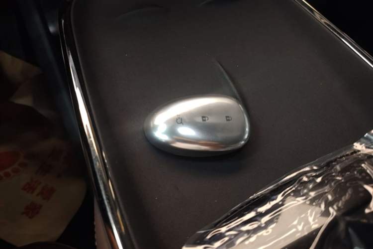 Used CHANGAN NEVO A07 2025 Blue Whale Range-Extending Model 140 Elite Version Vehicle Key
