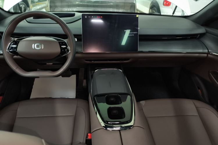 Used CHANGAN NEVO A07 2025 Blue Whale Range-Extending Model 140 Elite Version Center Console