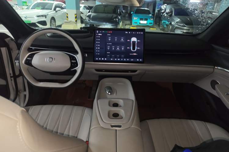 Used CHANGAN NEVO A07 2025 Pure Electric "True Fragrance" Edition 625 Flagship Model Center Console