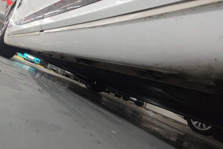 Used CHANGAN NEVO A07 2025 Pure Electric "True Fragrance" Edition 625 Flagship Model Chassis Rear Left