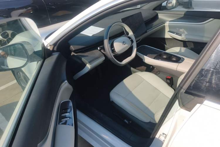 Used CHANGAN NEVO A07 2025 All-Electric "Real Bargain" 525 Luxury Model Driver Seat