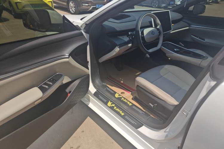 Used CHANGAN NEVO A07 2025 Range-Extended "Truly Delicious" 140 Elite Version Driver Seat