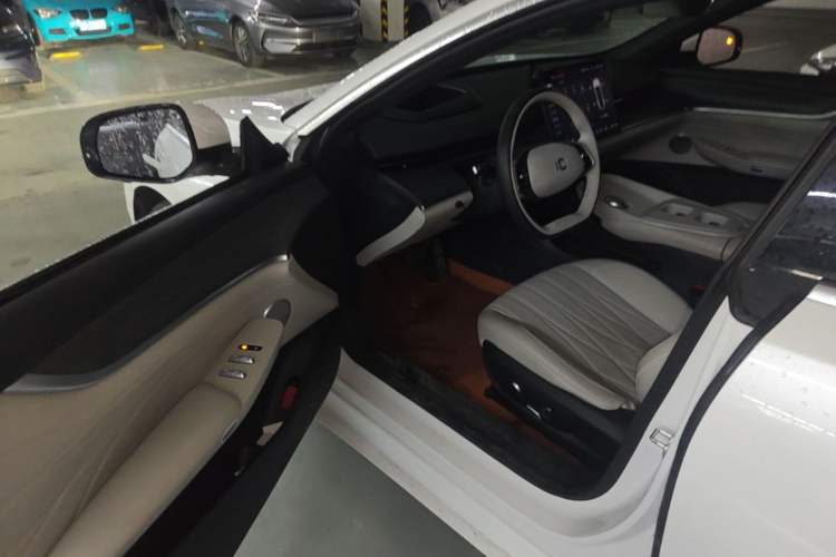 Used CHANGAN NEVO A07 2025 Pure Electric "True Fragrance" Edition 625 Flagship Model Driver Seat