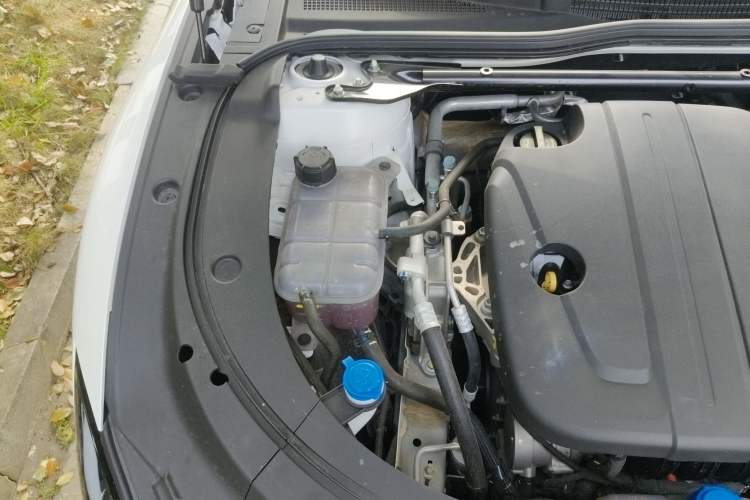 Used CHANGAN NEVO A07 2025 Range-Extended "True Fragrant" Edition 230 Premium Version Engine Bay Right