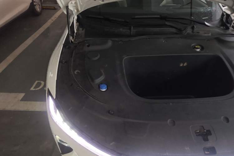 Used CHANGAN NEVO A07 2025 Pure Electric "True Fragrance" Edition 625 Flagship Model Engine Bay Right