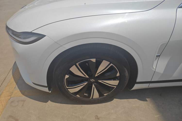 Used CHANGAN NEVO A07 2025 Range-Extended "Truly Delicious" 140 Elite Version Exterior 4