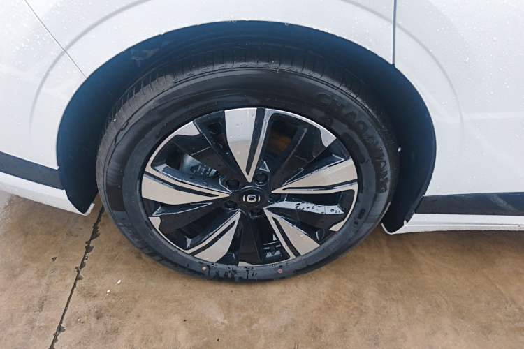Used CHANGAN NEVO A07 2025 All-Electric "Real Bargain" 525 Luxury Model Exterior 5