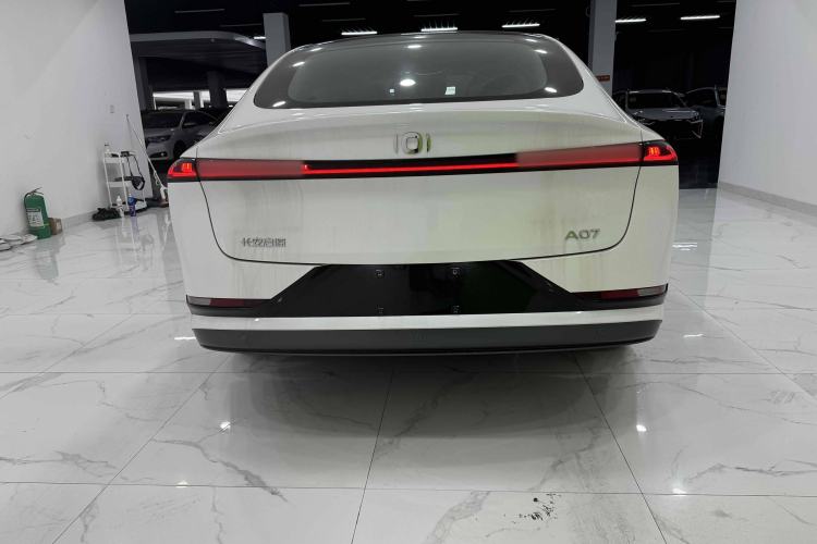 Used CHANGAN NEVO A07 2025 Blue Whale Range-Extending Model 140 Elite Version Exterior 6