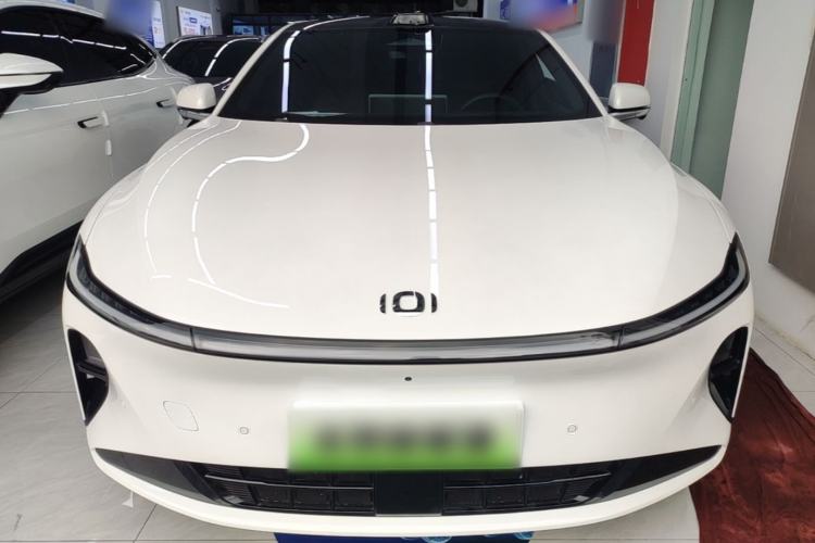 Used CHANGAN NEVO A07 2025 All-Electric "True Fragrance" Edition 710-Mile Long-Range Version Front