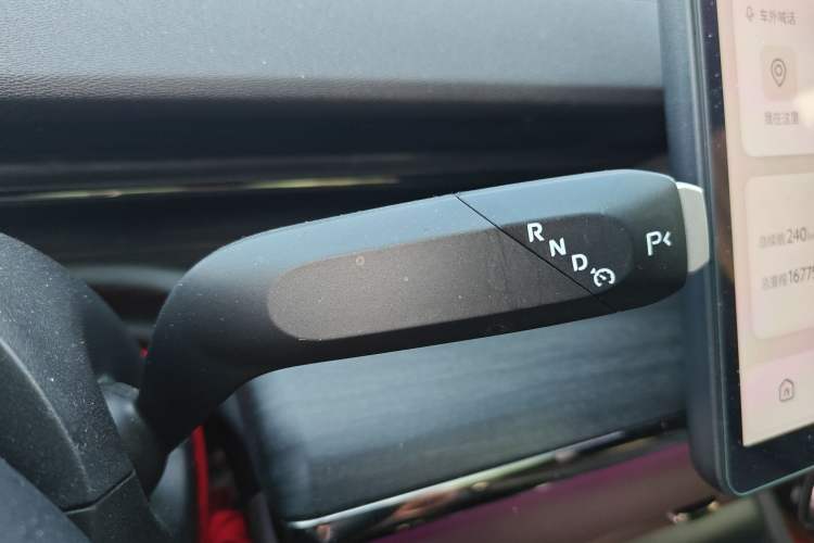 Used CHANGAN NEVO A07 2025 Blue Whale Range-Extending Version 230 Flagship Model Gear Lever