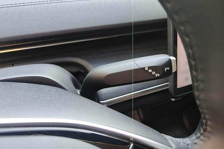 Used CHANGAN NEVO A07 2025 Pure Electric "True Fragrance" Edition 625 Flagship Model Gear Lever