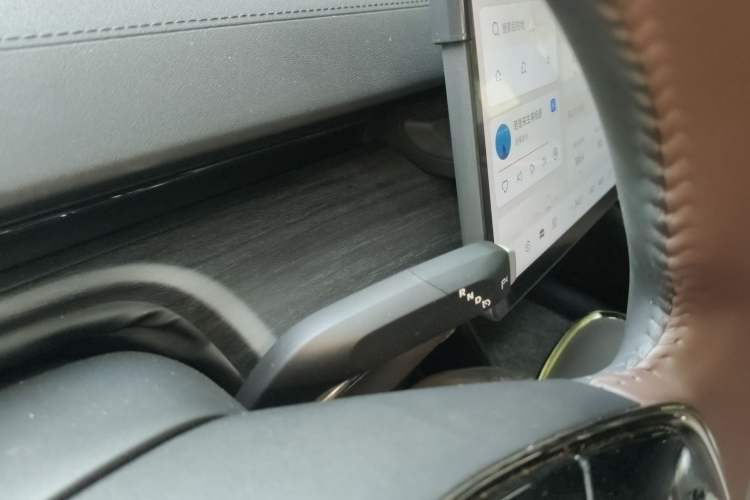 Used CHANGAN NEVO A07 2025 Range-Extended "True Fragrant" Edition 230 Premium Version Gear Lever